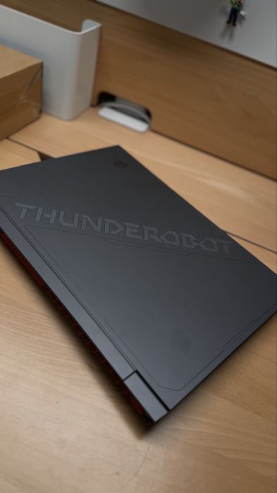 Игровой ноутбук Thanderobot  911 X