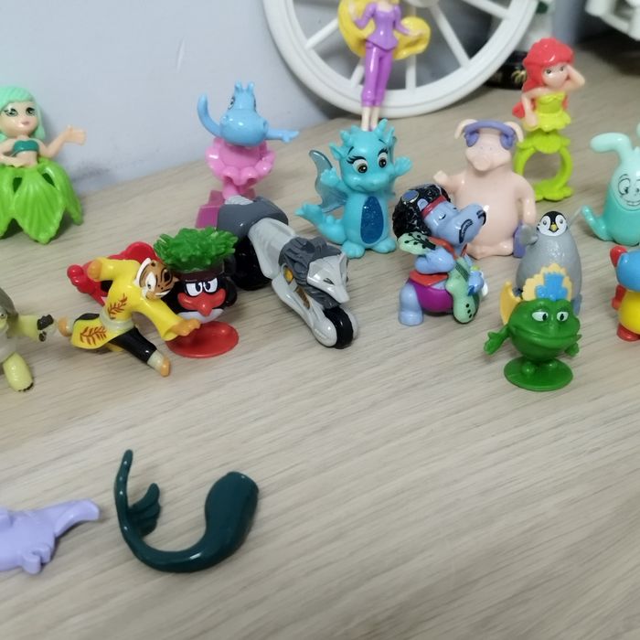 Киндер игрушки за всё!!!