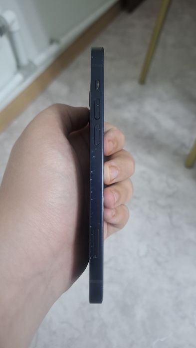 iPhone 12 базовый 64гб