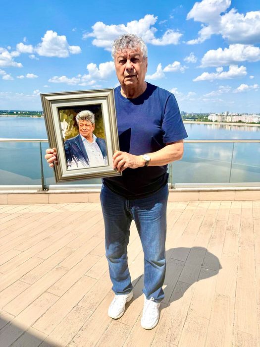 Portrete pictate la comanda,caricaturi,tablouri,cadou personalizat