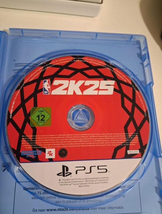 Joc ps5 nba 2k25 si call of duty Black ops III