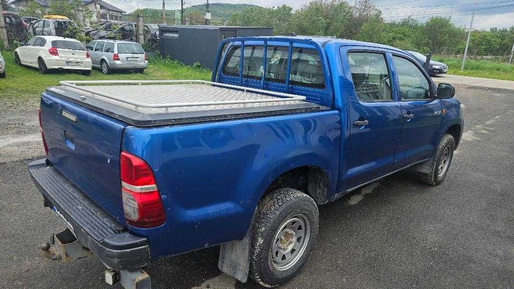 Vand autoutilitara Toyota Hilux