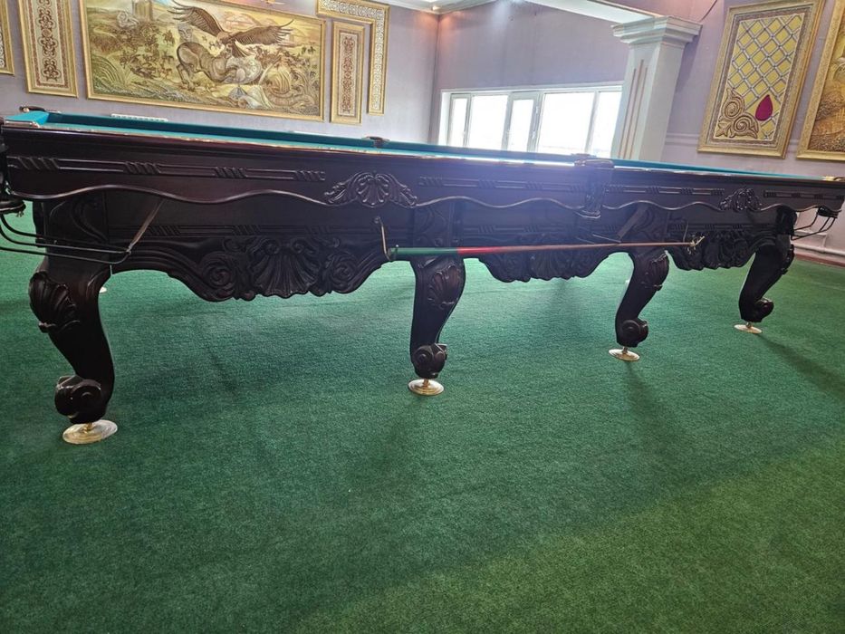 Стол бильярдный в хорошем состоянии для игр