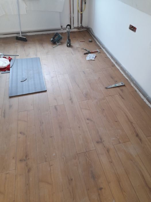 Execut interioare si exterioare