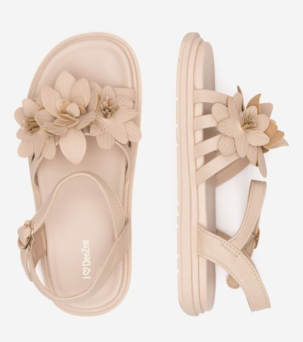 Бежови сандали за момиче 35 номер