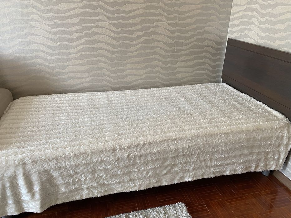 Одноместная кровать