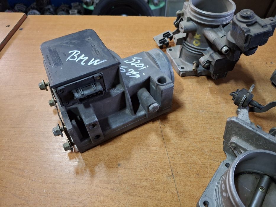 Clapetă accelerație Bmw E 30 E28 E38 E36 328i B