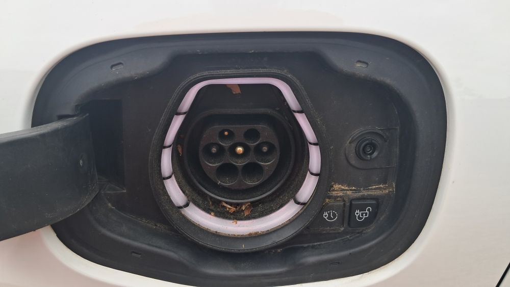 Ford Kuga Plug-In Hybrid Titanium, 225 CP,  Tva deductibil Finantare- Rate/ Garanție, INMATRICULAT,  EURO 6 Garanție 12-36 luni Finanțare  rate fixe
