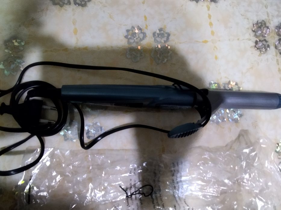 Плойку новую продаю.