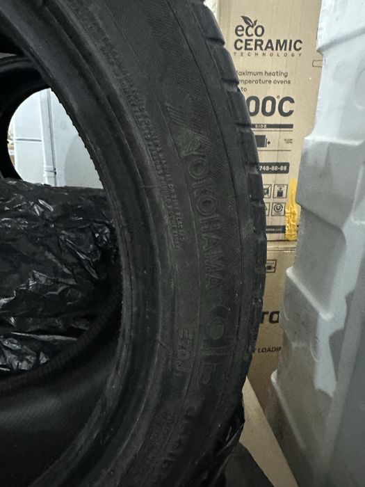 Продам шины срочно YOKOHAMA