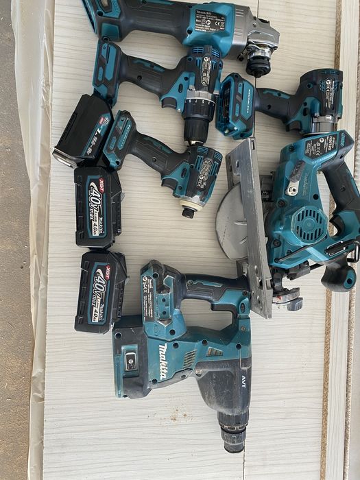 Makita XGT 40 v