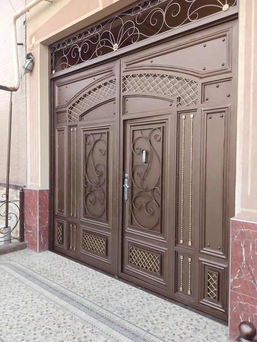 Дарвоза ва решотка сепамиз.