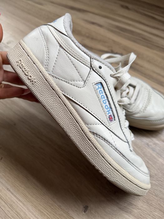 Оригинални кожени класически маратонки REEBOK ! 39 н