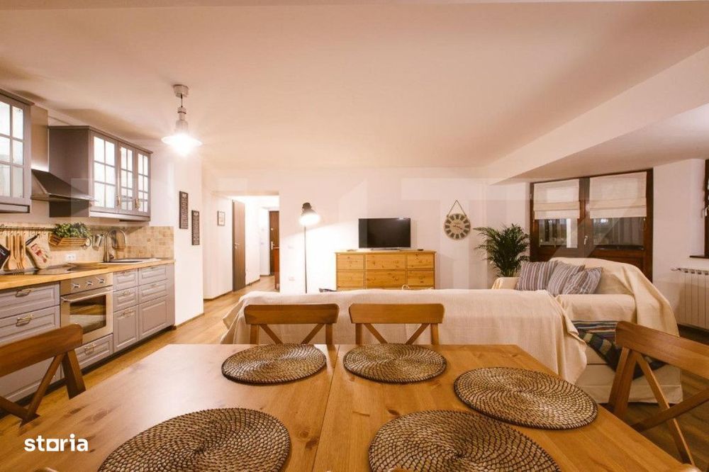 Apartament de inchiriat cu 3 camere, 85mp, zona Central