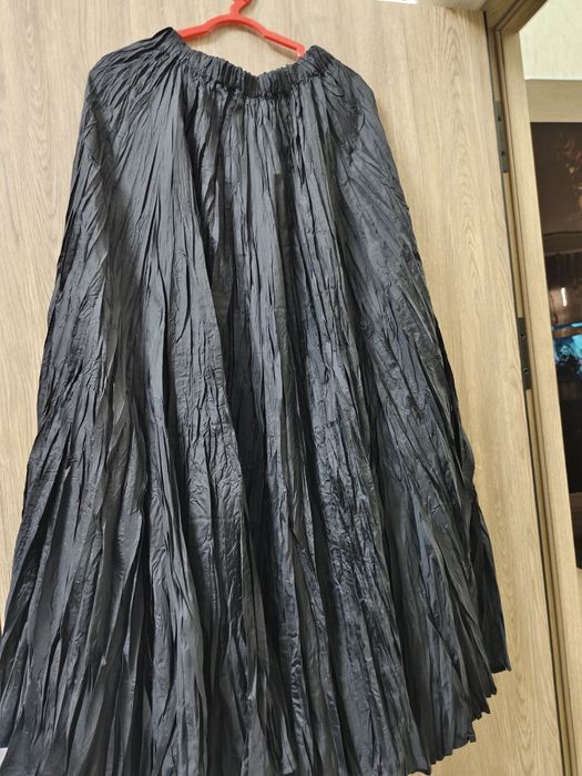 Продается юбка длинная в отличном состоянии