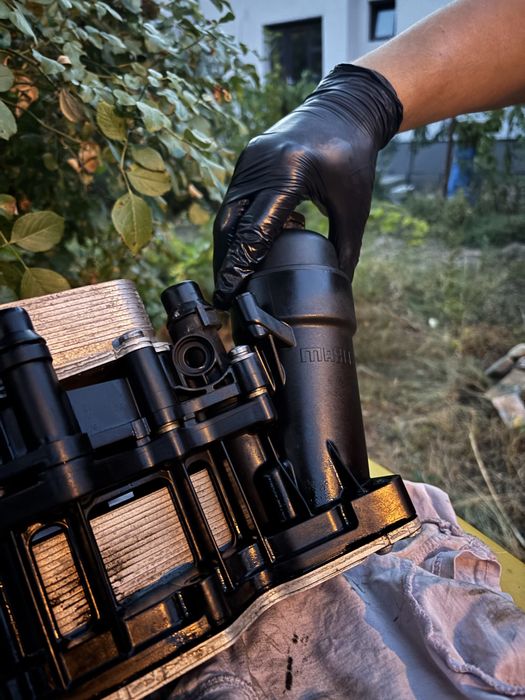 Termoflot Carcasa filtru ulei + răcitoare ulei BMW 70379327