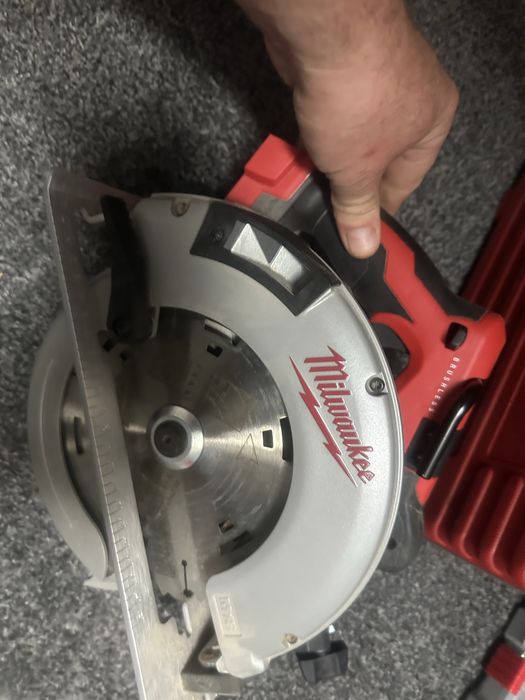 Circula mână Milwaukee 18v