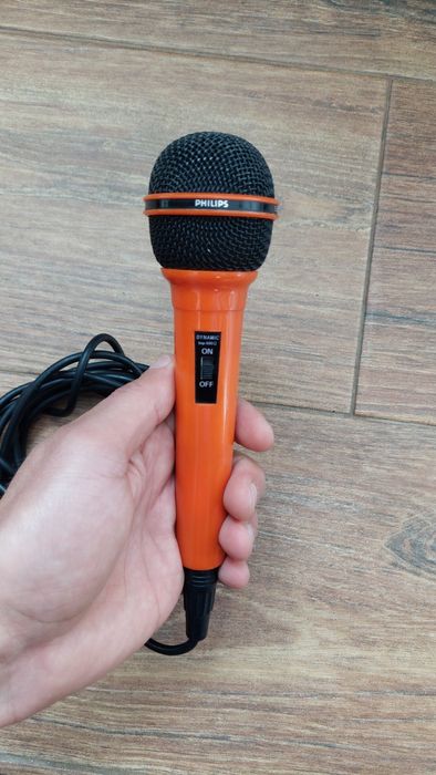Microfon Uni directional Dynamic Philips