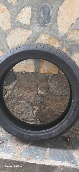 Предна и задна гума за мотор 2 броя