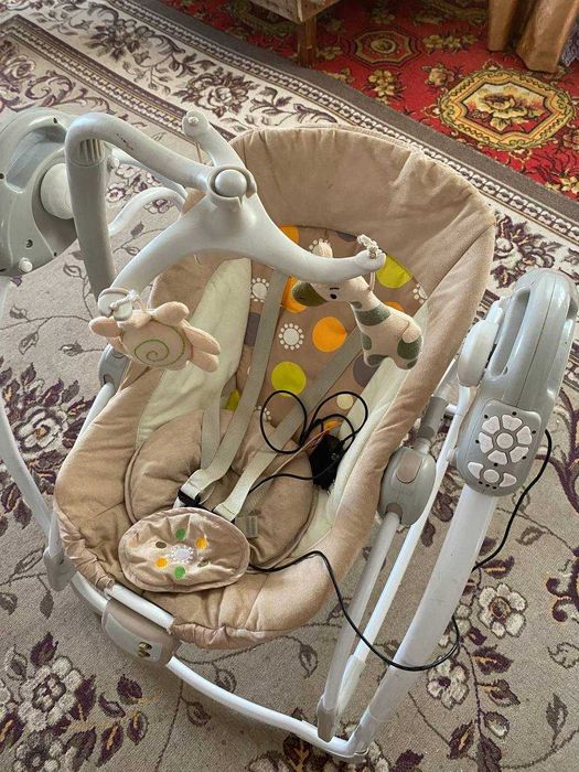 Продам детскую шизлонг-качалку