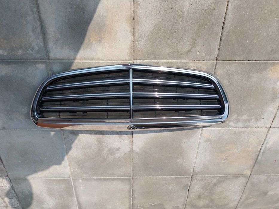 Mercedes w213 E-class Exclusive- радиаторна решетка