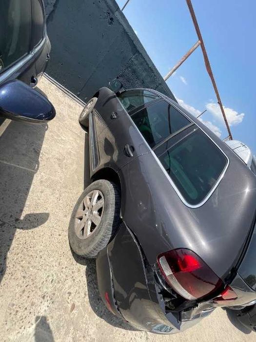 Dezmembrez Volkswagen Touareg 7L 2009 SUV 3.0 diesel Cod motor CASA