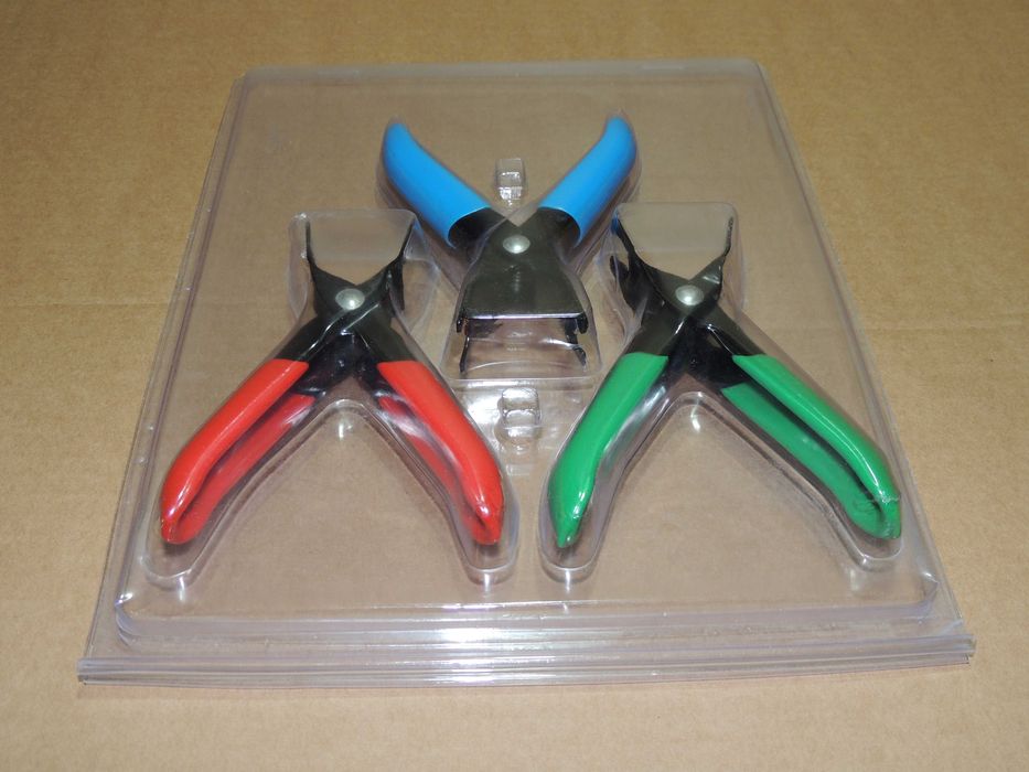 1 бр. гума BRIDGESTONE B-250 165/65 R15 81T.   Клещи за горивна тръба