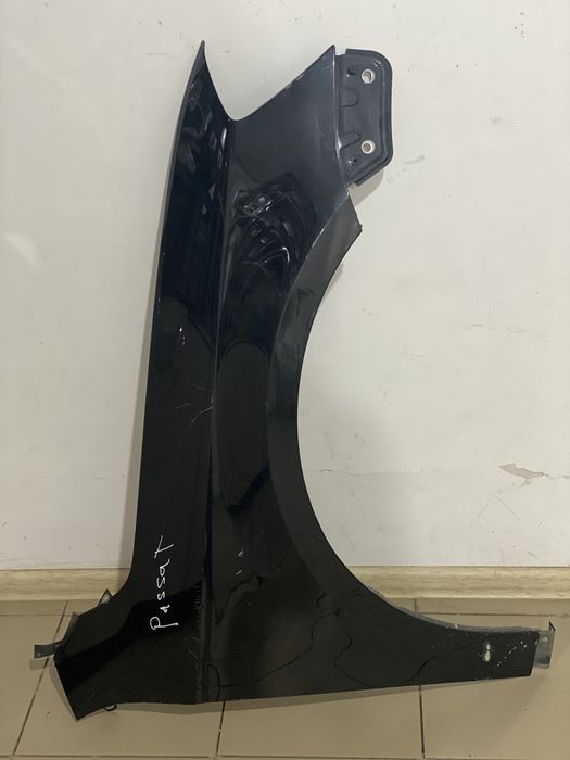 Крыло Пассат Б7