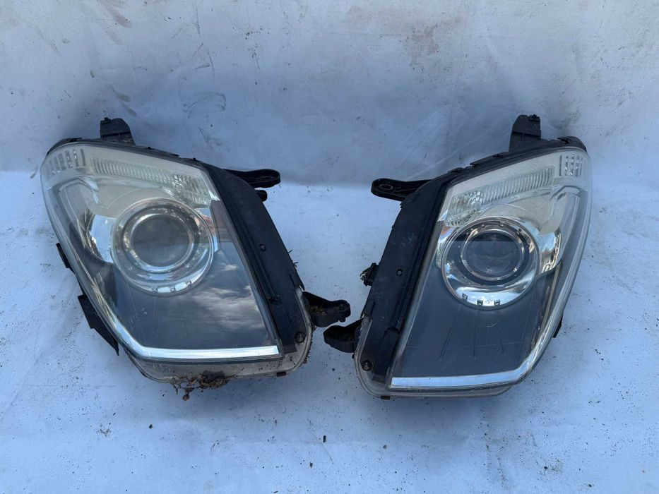 Far Faruri Stanga Citroen C6 Bixenon