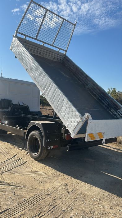 De vanzare MAN LE 8.180 Anul fabricatiei 2003