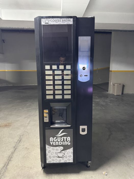 Вендинг автомат за кафе Necta Astro Touch 2es