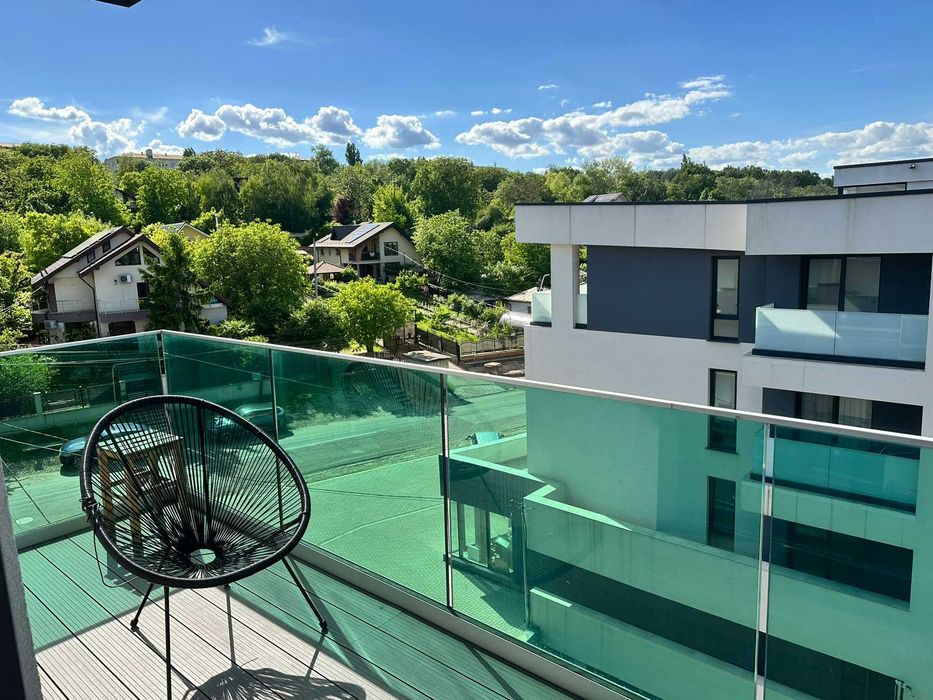Apartament de vanzare cu o camera in  Newton Copou