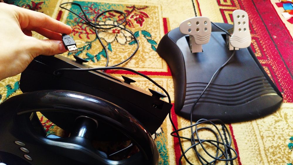 Руль с педалями для ПК