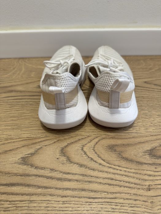 Adidași albi de damă Reebok originali