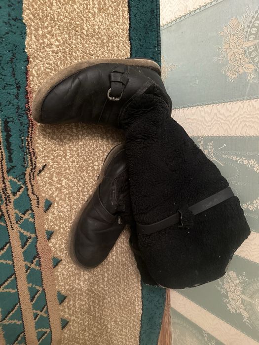 Продам унты качественные размер 42