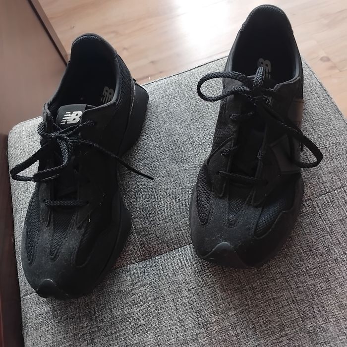 Маратонки New Balance NB 327 черни 38 номер