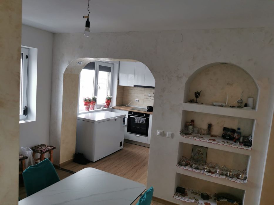 Vand apartament 2 camere decomandat