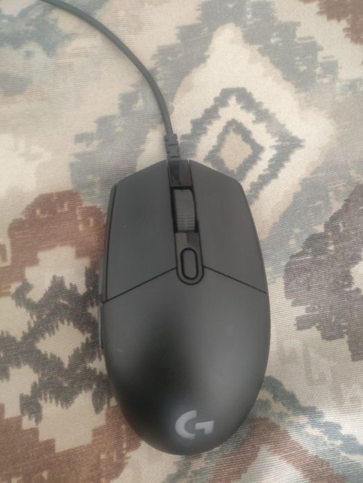 Мышь Logitech G102 Lightsync черный