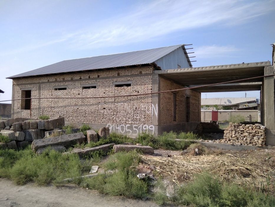 Недостроенний участок