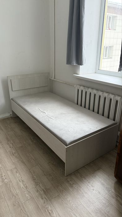 Срочно продаю 2 кровати