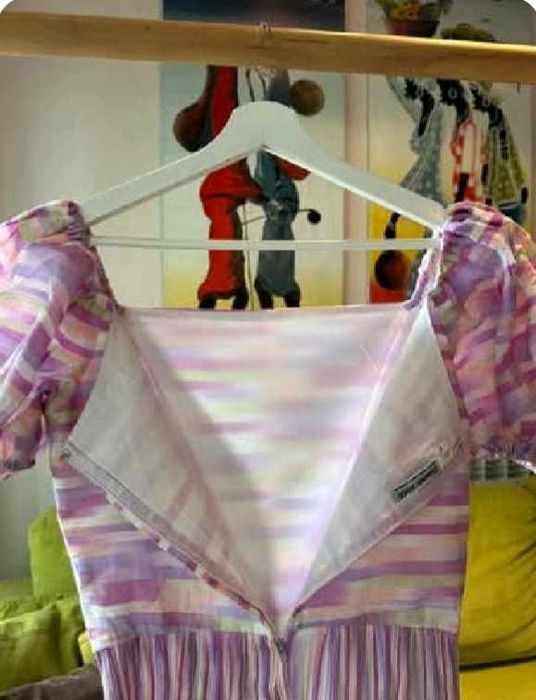 Уникално красива рокля