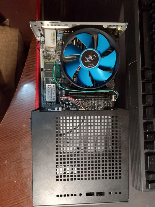 Неттоп/мини ПК Asrock Deskmini 310