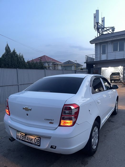 Кобальт в аренду под такси