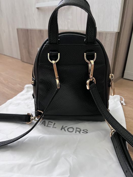 Раница Michael Kors Rhea Mini от естествена кожа