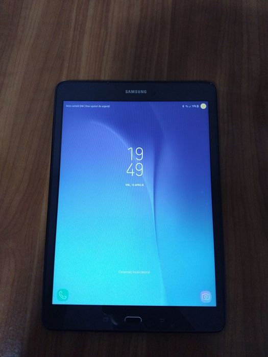 Vând tableta Samsung Galaxy A in stare foarte buna