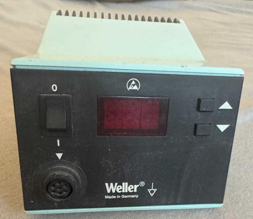 WELLER WSD 81 -Поялна станция