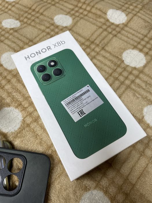 Продам хонор х8д