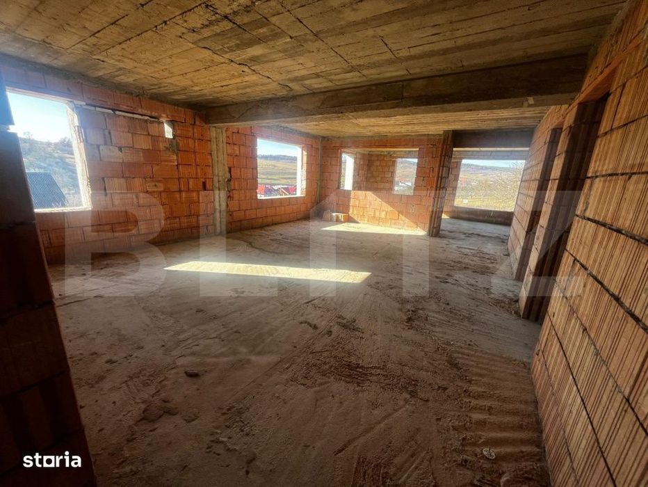 Cladire multifunctionala, 513 mp, 1.000 mp teren - zona Sigmir