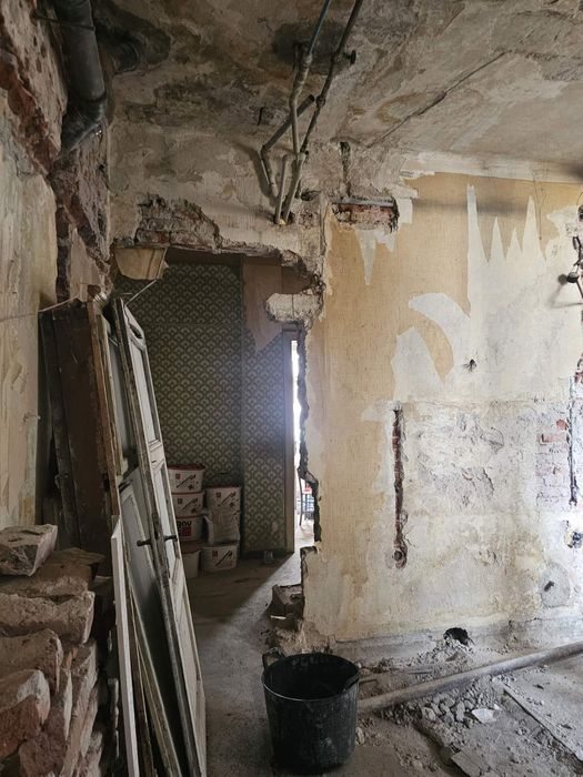 Почистване на дворове и гаражи