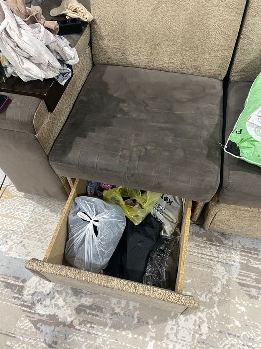 Продам хороший диван